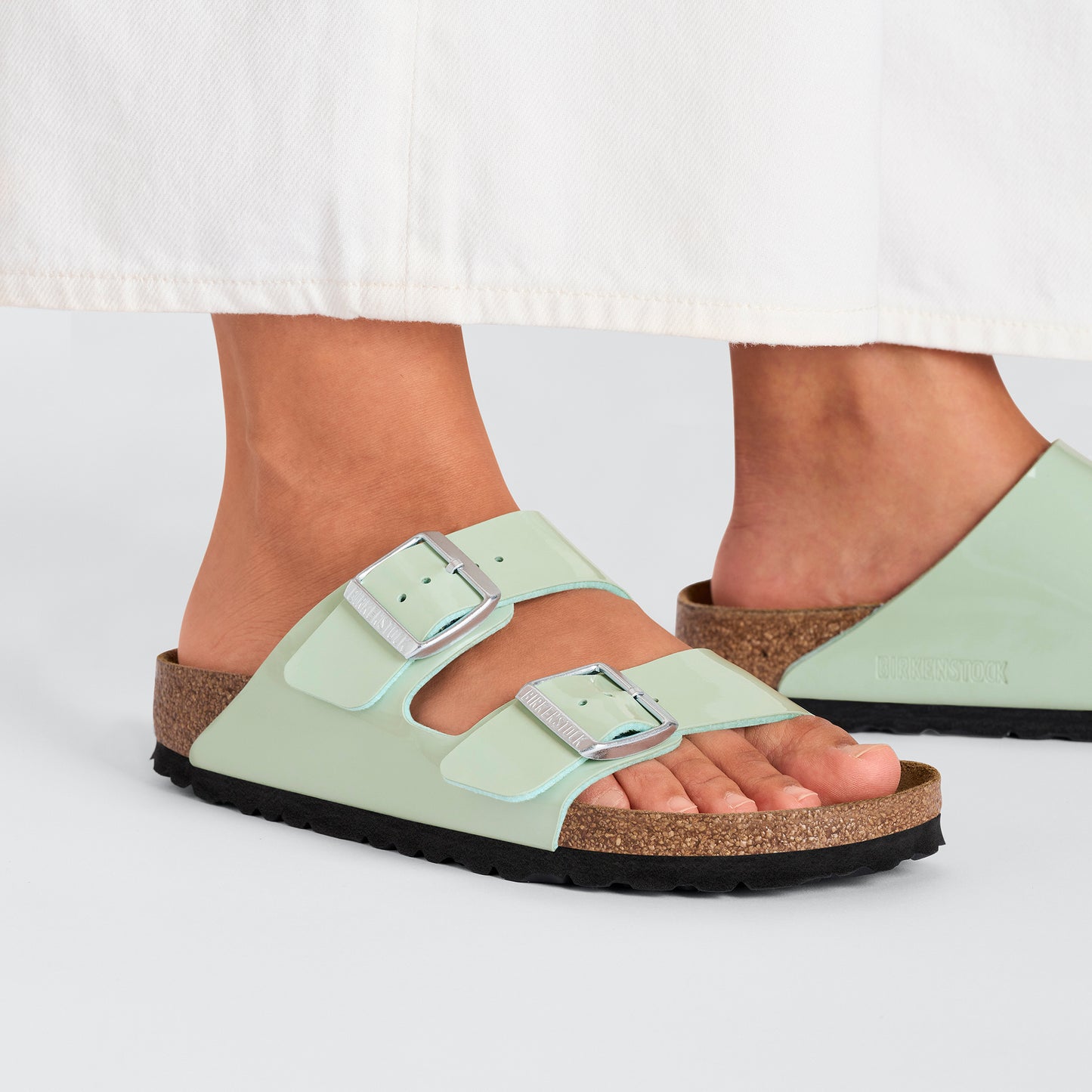 Birkenstock 1026963 Arizona birko-flor vernice patent surf green