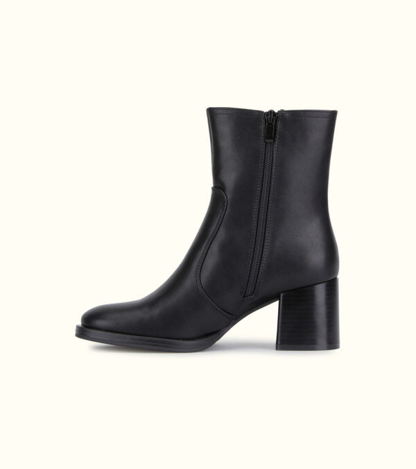 Keys 10094 ankle boots in ecopelle nero